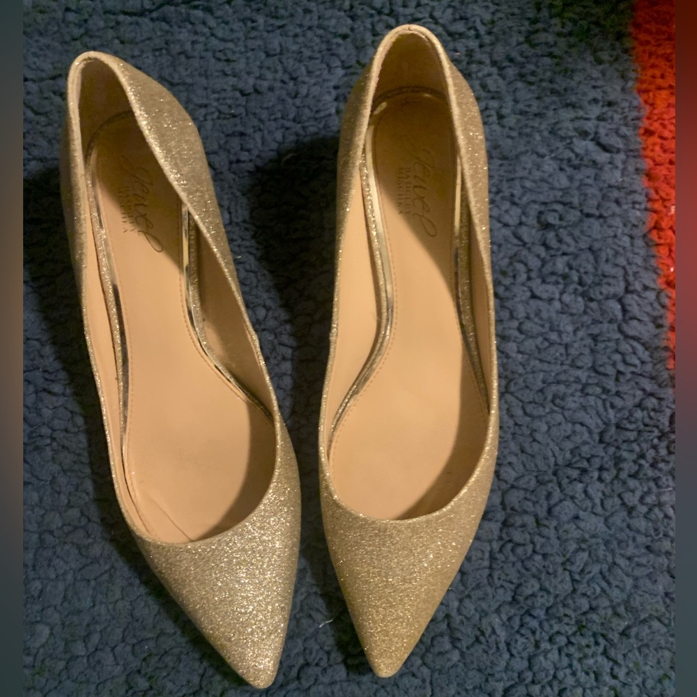 Badgley Mischka Jewel gold kitten heals Sz 9